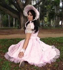  Participante adepta ao estilo Lolita é alvo do “Esquadrão da Moda” deste sábado (29)