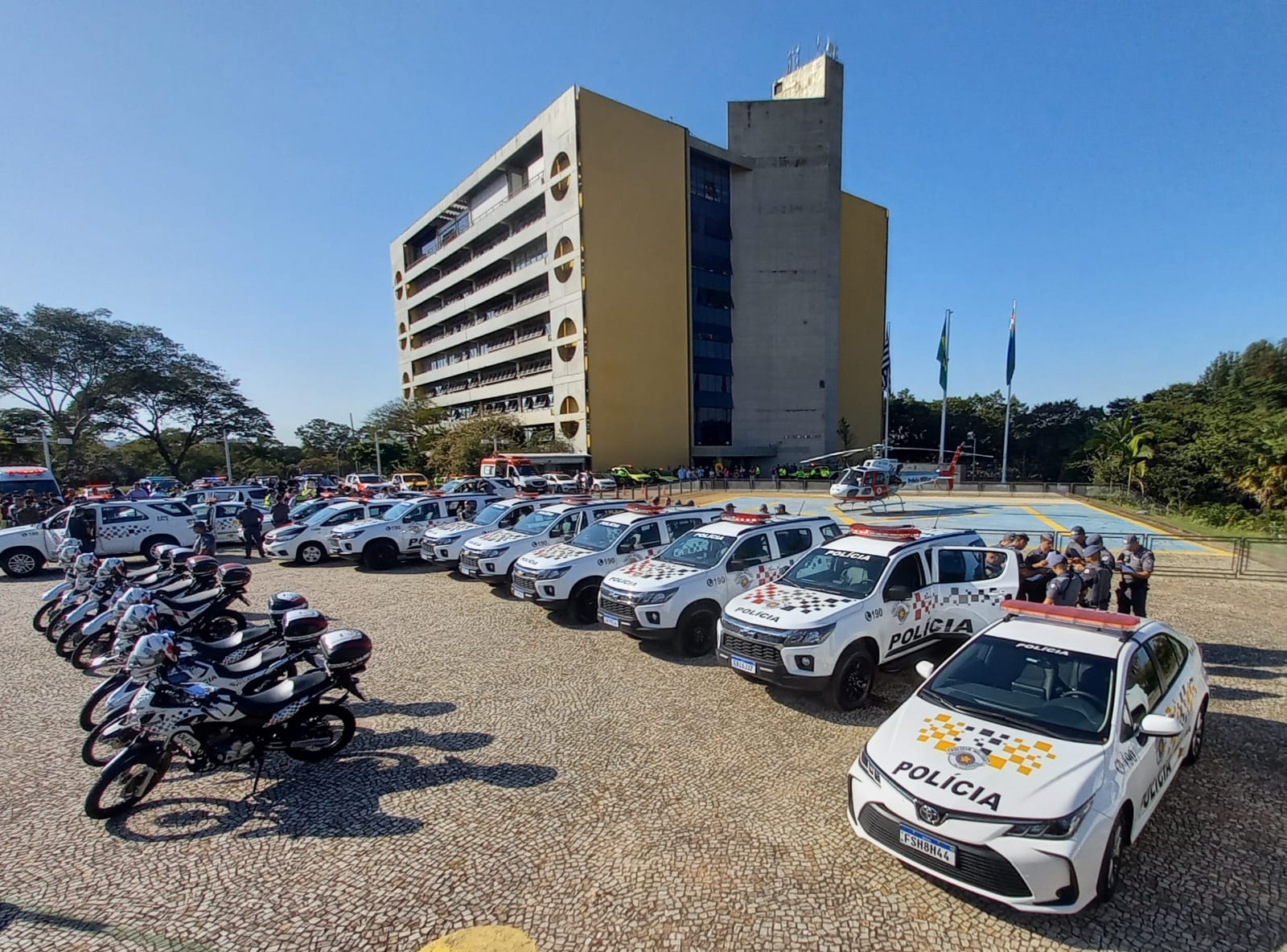 Seis foragidos são presos em Jundiaí durante operação