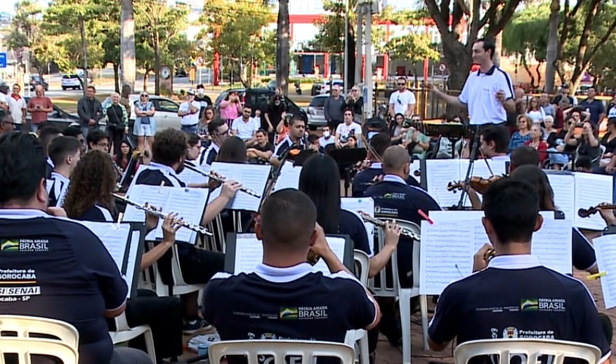 Apresentação da orquestra filarmônica de jazz em Sorocaba