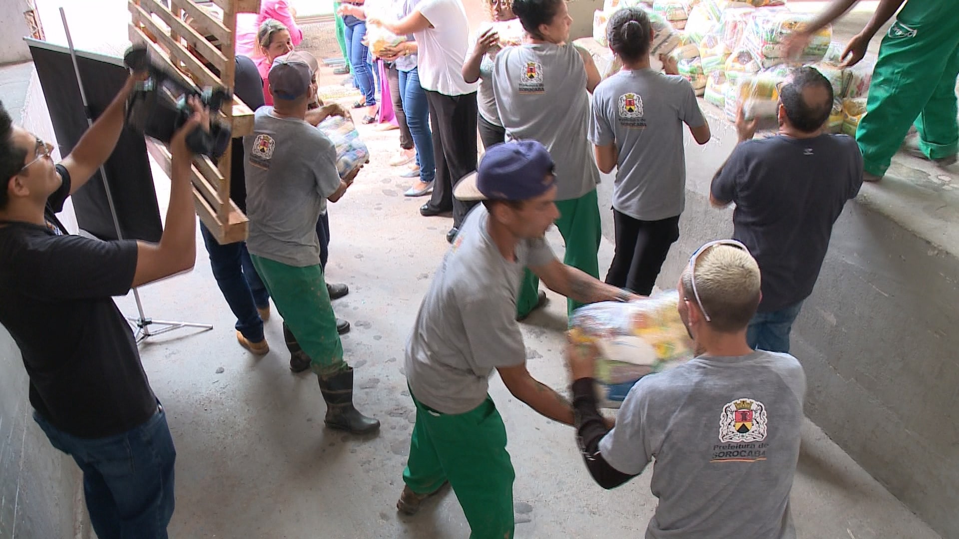 Doações de sorocabanos são enviadas para o litoral norte