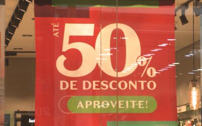 Comerciantes fazem promoções de início de ano