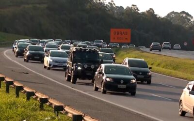 Rodovia Castello Branco fica movimentada no sentido capital na volta do feriado