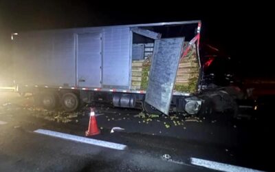 Caminhoneiro morre em acidente com carretas em Araçoiaba da Serra