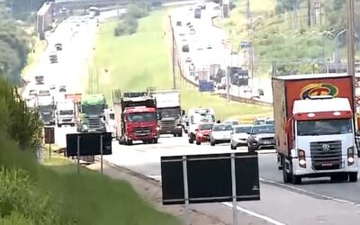 Rodovias recebem grande movimento durante período de carnaval