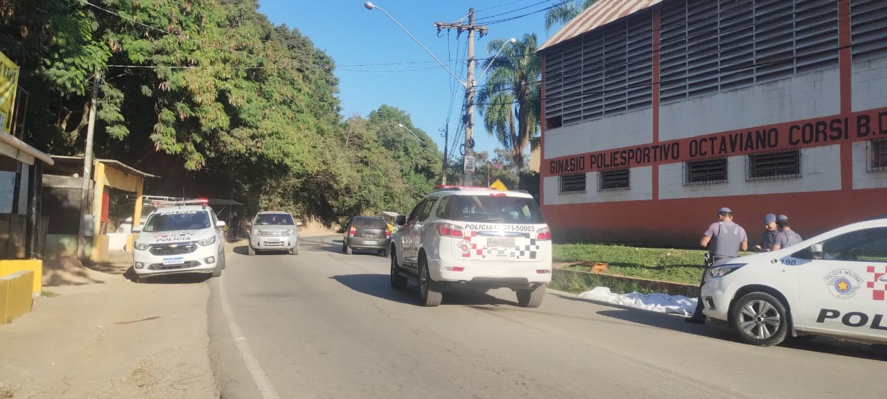 Homicídio em Mairinque: Homem é morto a facadas em frente ao Ginásio Poliesportivo Octaviano Corsi