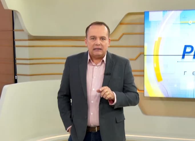 Apresentador Eduardo Barazal falando sobre.