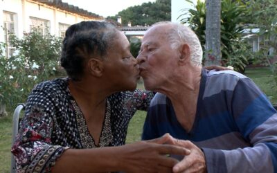 Casais da terceira idade mostram que o amor não tem idade