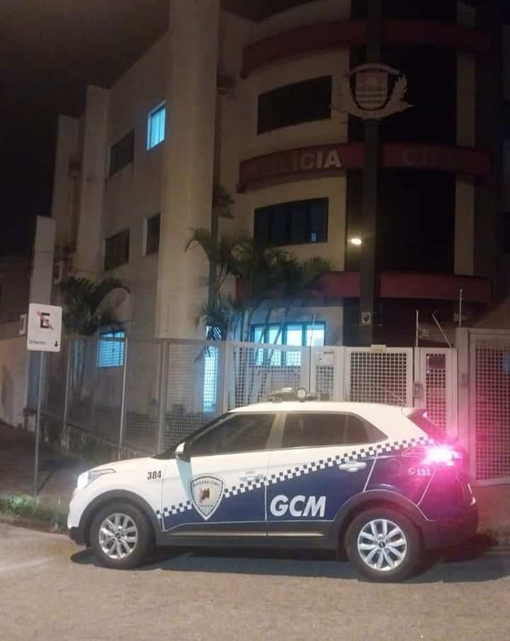 GCM de Sorocaba detém homem por violência doméstica e cárcere privado