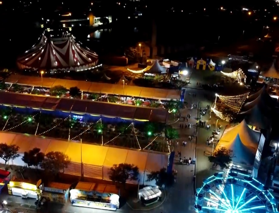 Imagem aérea da festa julina de Sorocaba.