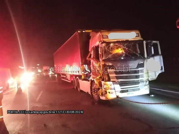 Homem morre em engavetamento na Rodovia dos Bandeirantes