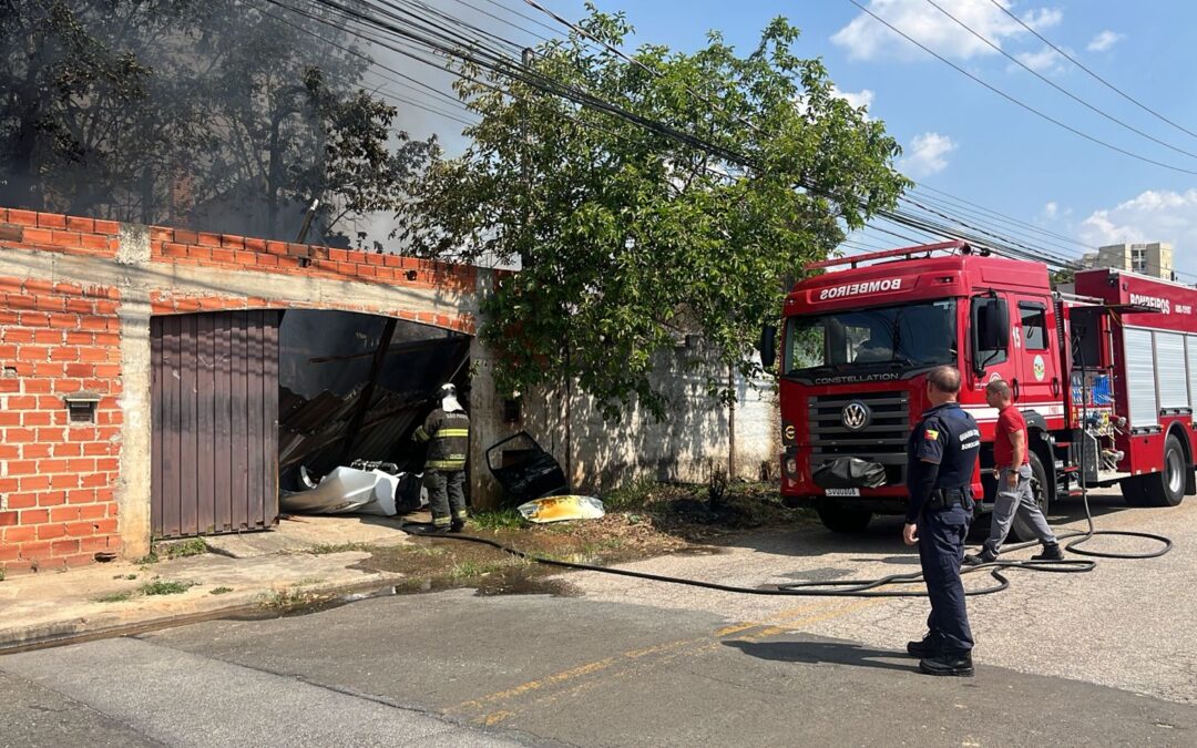 Incêndio atinge empresa de faróis e para-choques em Sorocaba