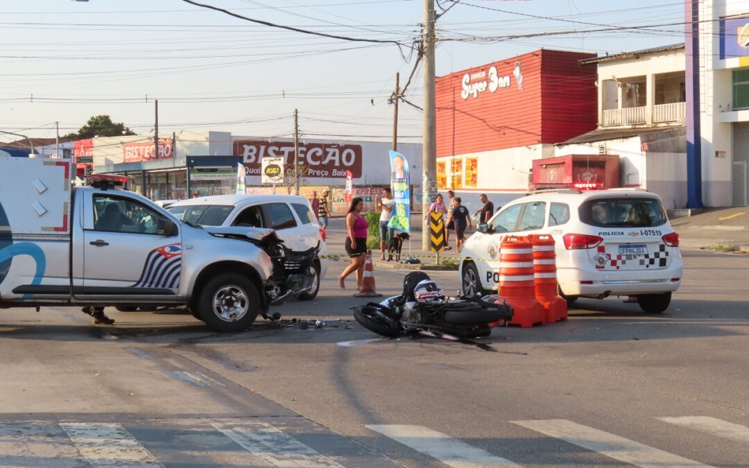 Motociclista morre em acidente na Av. Itavuvu, em Sorocaba