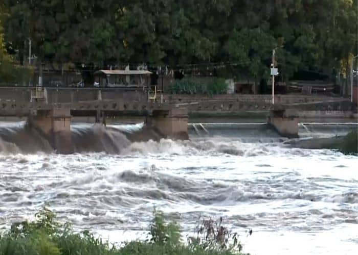 Relatório aponta crescimento da mancha de poluição no Rio Tietê