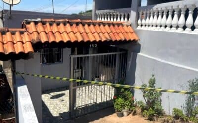 Casal ajuda a combater incêndio em casa de Várzea Paulista