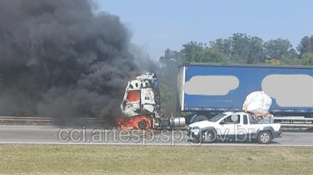 Incêndio em veículo causa 14 km de congestionamento em Jundiaí