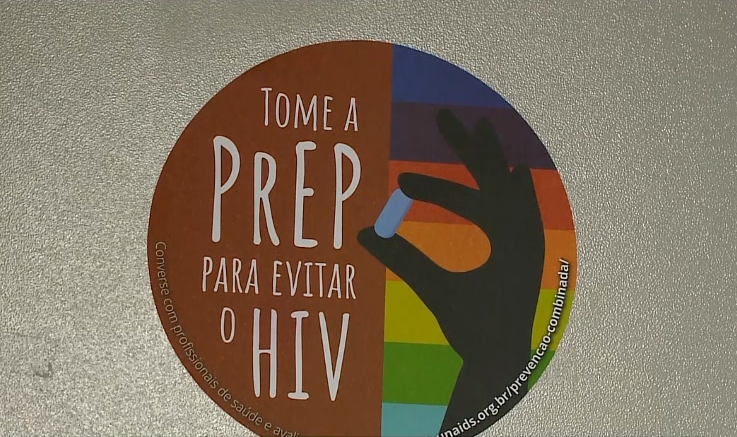 Campanha Dezembro Vermelho conscientiza população sobre prevenção do HIV