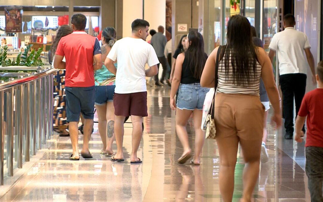 “Dia Internacional da Troca de Presentes” movimenta comércio em Sorocaba