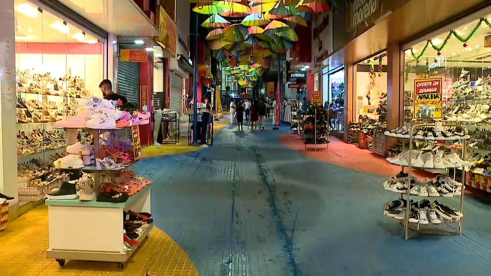 Imagem do comércio de Sorocaba em horário estendido.