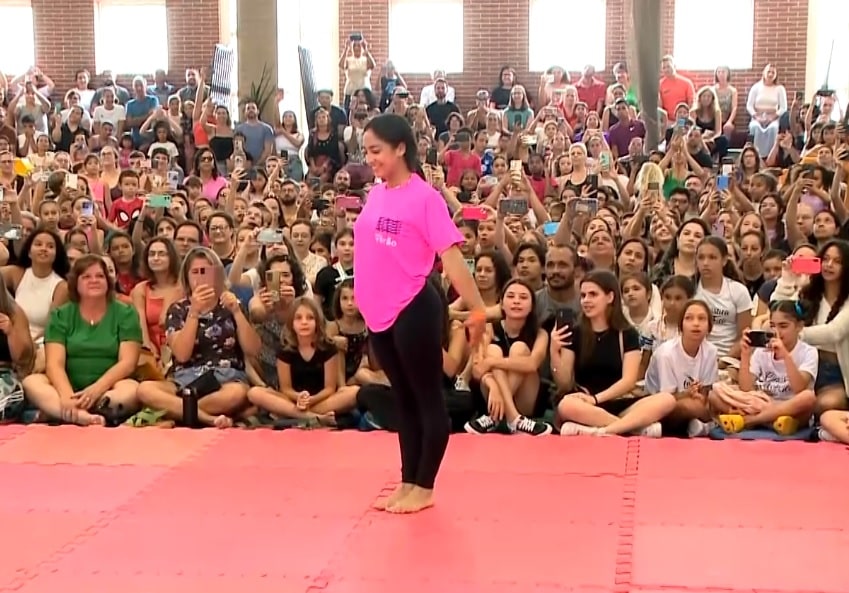 Júlia Soares e Jade Barbosa atraem grande público em evento em Sorocaba