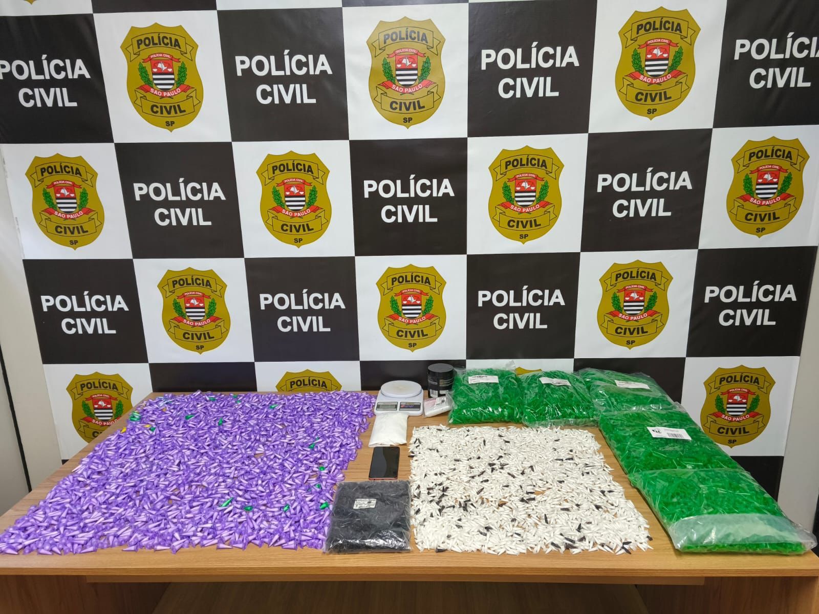 Polícia Civil de Itapetininga prende suspeito e apreende mais de 5 mil porções de cocaína